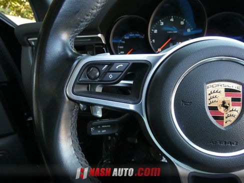 Used 2020 Porsche Macan AWD/4WD image 65