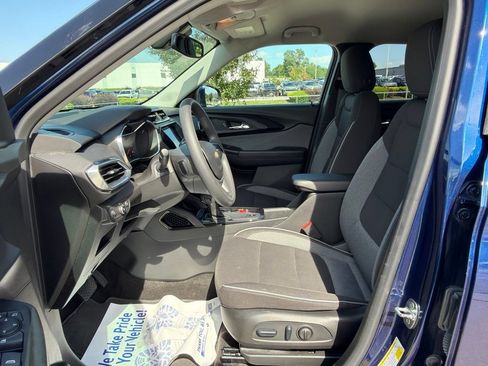 Used 2023 Chevrolet TrailBlazer LT w/ Convenience Package AWD/4WD image 44