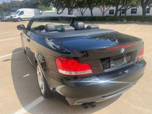Used 2010 BMW 135i Convertible w/ Premium Pkg image 7