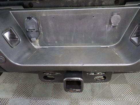 Used 2022 Ford F250 Platinum w/ FX4 Off-Road Package AWD/4WD image 28