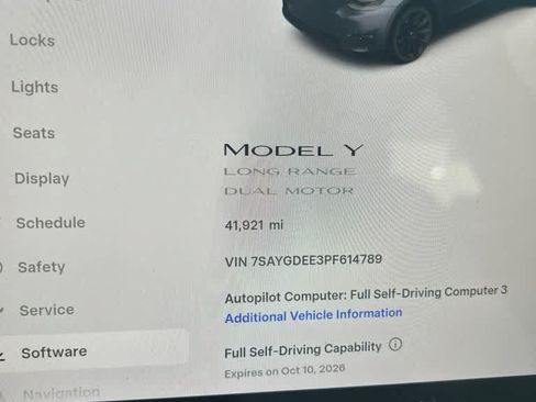 Used 2023 Tesla Model Y Long Range AWD/4WD image 9
