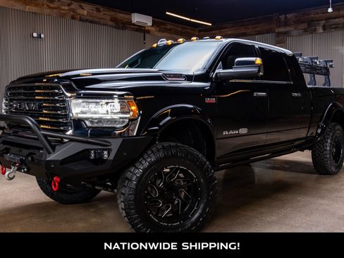 Used 2022 RAM 3500 Limited image 4