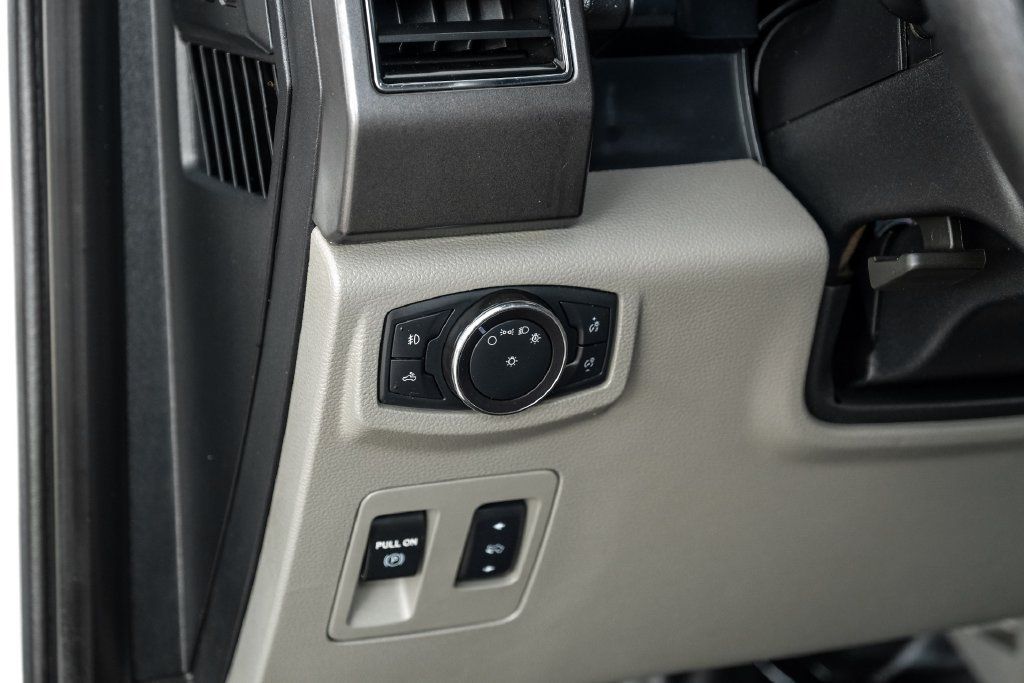 Used 2018 Ford F150 XLT w/ Equipment Group 301A Mid RWD image 26