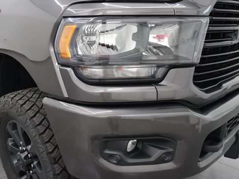 Used 2020 RAM 2500 Big Horn w/ Night Edition AWD/4WD image 27