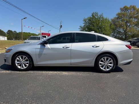 Used 2019 Chevrolet Malibu LT image 2