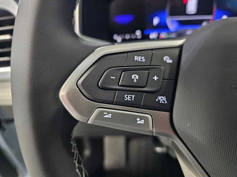 New 2025 Volkswagen Taos SE image 27