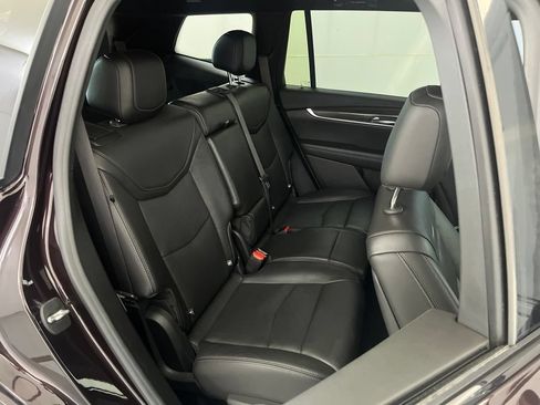Used 2020 Cadillac XT6 Sport AWD/4WD image 21