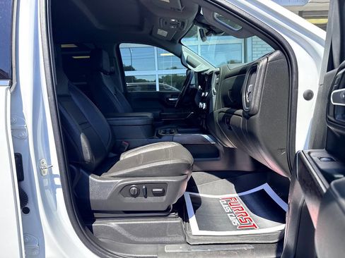 Used 2023 GMC Sierra 3500 Denali AWD/4WD image 44