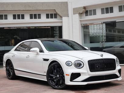 Used 2025 Bentley Flying Spur Plug-In Hybrid