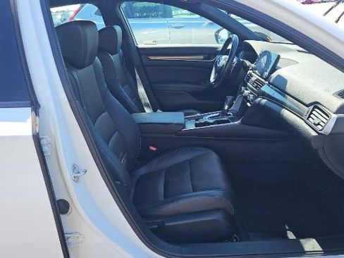 Used 2021 Honda Accord Sport image 6