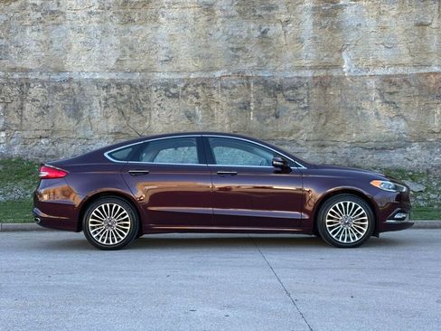 Used 2017 Ford Fusion SE AWD/4WD image 8