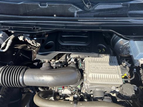 Used 2023 RAM 1500 Laramie AWD/4WD image 65