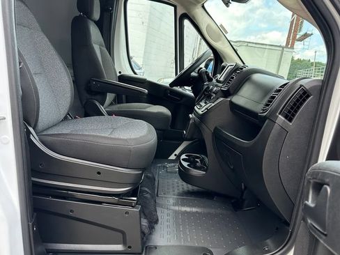 Used 2023 RAM ProMaster 2500 FWD image 30