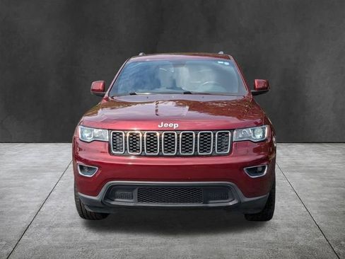 Used 2020 Jeep Grand Cherokee Laredo w/ 18" Wheel & 8.4" Radio Group AWD/4WD image 10