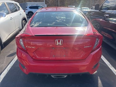 Used 2019 Honda Civic Sport image 8