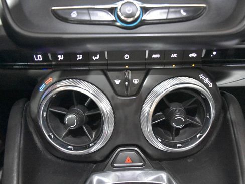 Used 2018 Chevrolet Camaro LT RWD image 19