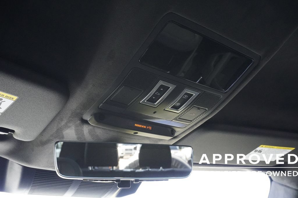Used 2026 Land Rover Defender 90 V8 AWD/4WD image 16