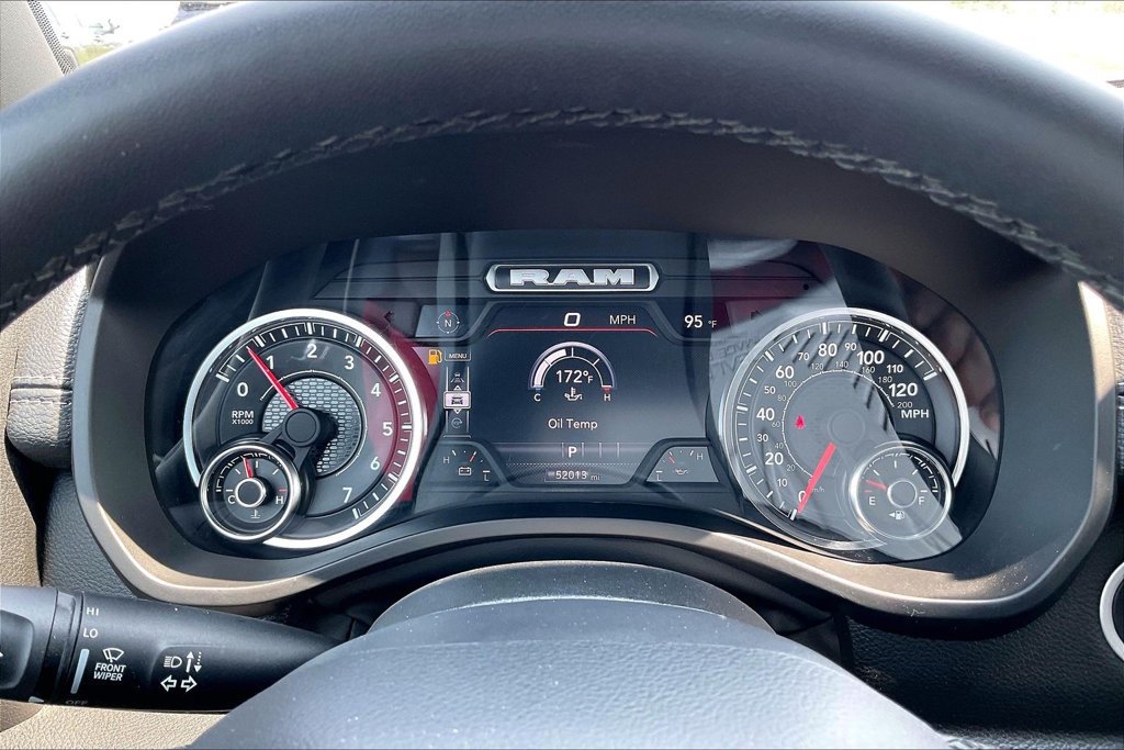 Used 2025 RAM 1500 Laramie AWD/4WD image 15