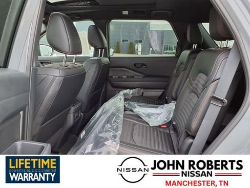 New 2026 Nissan Pathfinder Rock Creek image 8