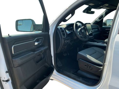 Used 2025 RAM 1500 Big Horn AWD/4WD image 24