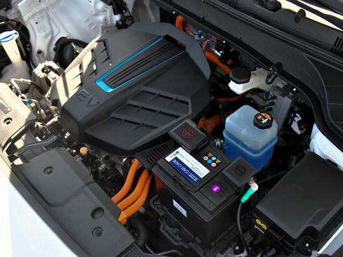 Used 2023 Hyundai Kona SE image 44