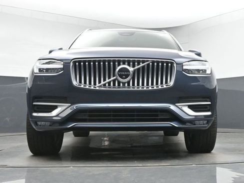 Used 2023 Volvo XC90 B6 Ultimate w/ Protection Package AWD/4WD image 12