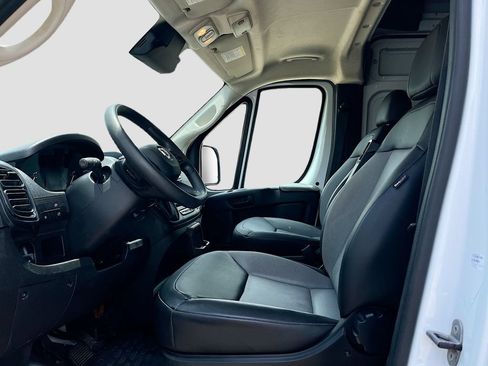 Used 2025 RAM ProMaster 2500 w/ Convenience Group FWD image 20