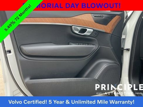 Certified 2023 Volvo XC90 B5 Plus AWD/4WD image 27