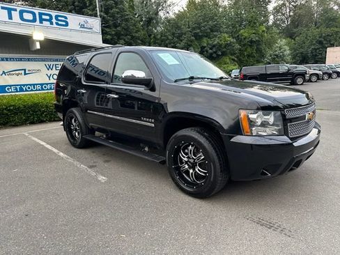 Used 2013 Chevrolet Tahoe LTZ AWD/4WD image 3