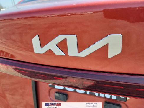 Used 2023 Kia Forte LXS image 6