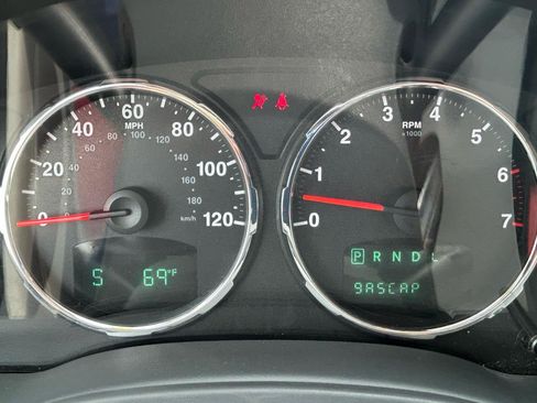 Used 2008 Jeep Liberty Sport w/ North Edition Group AWD/4WD image 19