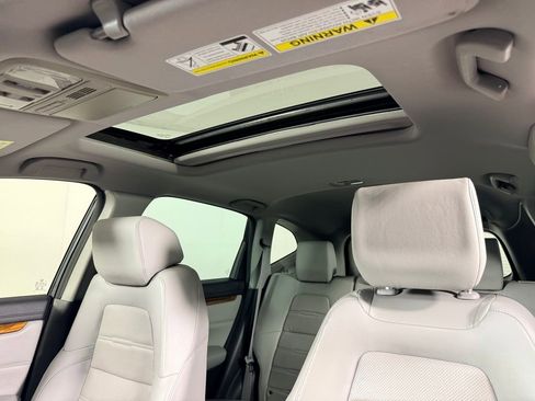 Used 2017 Honda CR-V Touring image 23
