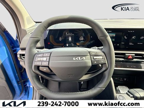 New 2026 Kia Sportage EX FWD image 37