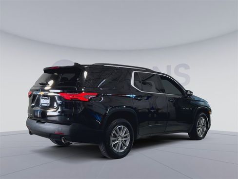 Used 2023 Chevrolet Traverse LT w/ LPO, Roadside Safety Package image 11