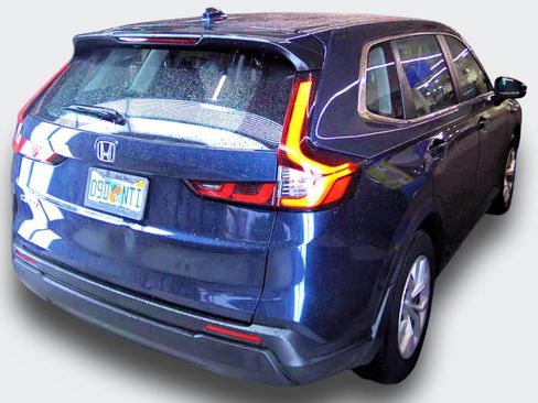 Certified 2024 Honda CR-V LX image 3