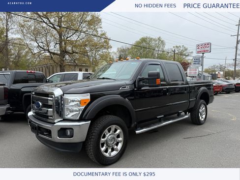 Used 2016 Ford F350 Lariat image 1