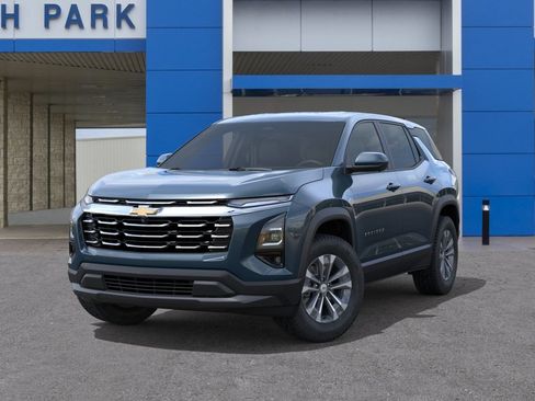 New 2026 Chevrolet Equinox LT w/ Safety and Technology Package FWD image 6