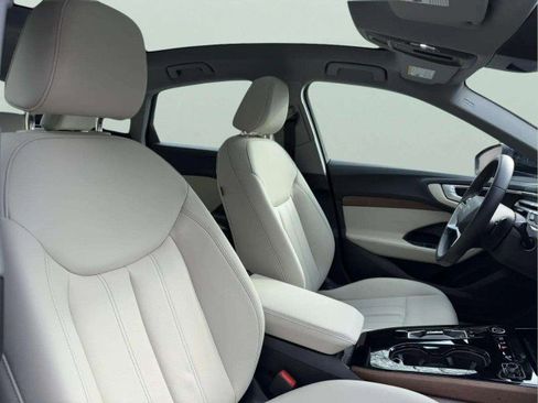 Certified 2025 Audi A5 2.0T Premium w/ Convenience Package image 28