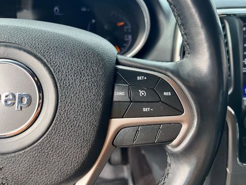 Used 2018 Jeep Grand Cherokee Altitude image 46