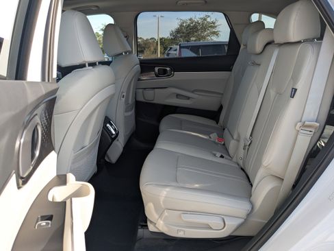 New 2026 Kia Sorento S w/ S Panoramic Sunroof Package FWD image 16