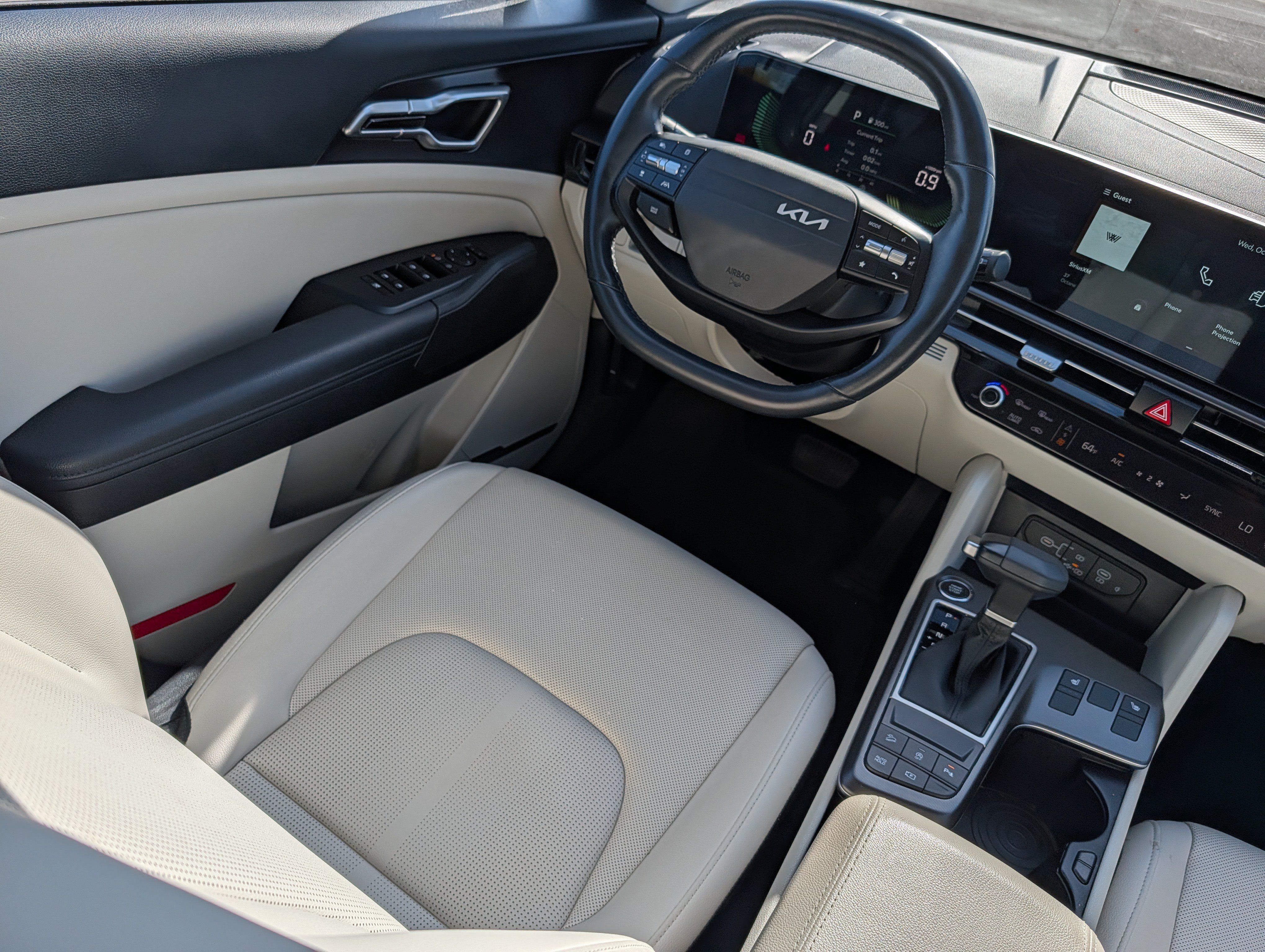 Certified 2026 Kia Sportage EX FWD image 10