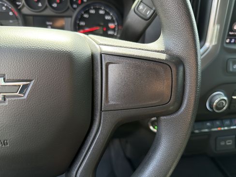 Used 2023 Chevrolet Silverado 1500 Custom Trail Boss image 11