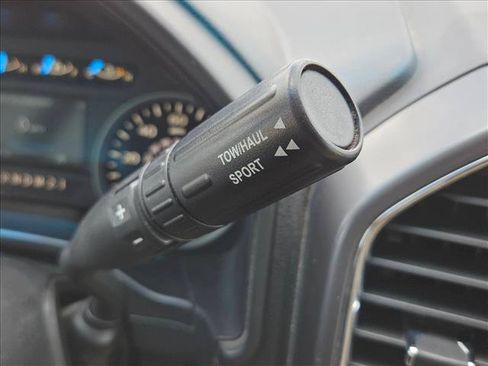 Used 2015 Ford F150 XLT w/ Equipment Group 302A Luxury RWD image 10
