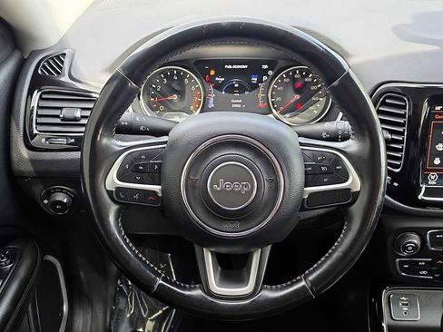 Used 2019 Jeep Compass Limited FWD image 19