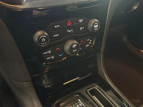 Used 2021 Chrysler 300 S RWD image 14