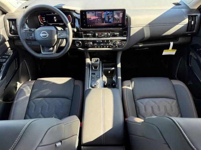 New 2026 Nissan Pathfinder Platinum AWD/4WD image 26