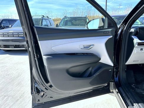 New 2026 Hyundai Tucson Limited image 9