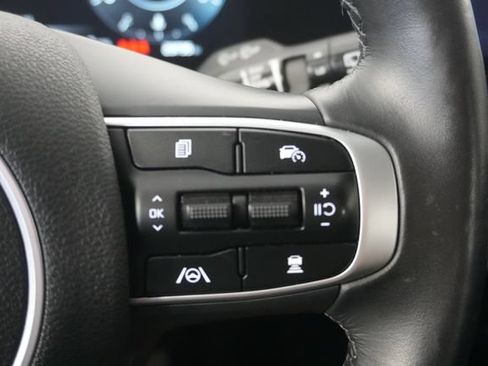 Used 2025 Kia Sportage SX AWD/4WD image 15