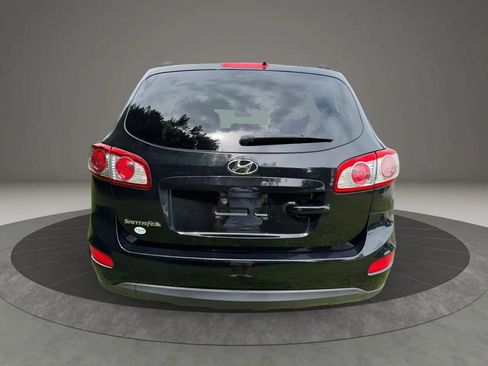 Used 2012 Hyundai Santa Fe GLS FWD image 4