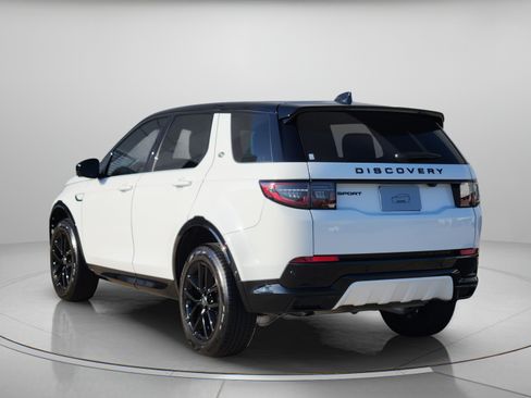 Certified 2025 Land Rover Discovery Sport Dynamic SE AWD/4WD image 3
